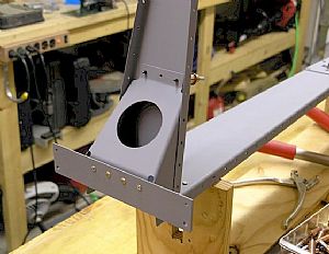 Riveted the bottom spar and associated parts to the rear spar