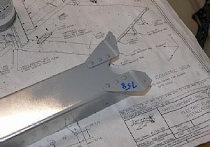 Riveted the F-758 bracket to the bottom of F-766A